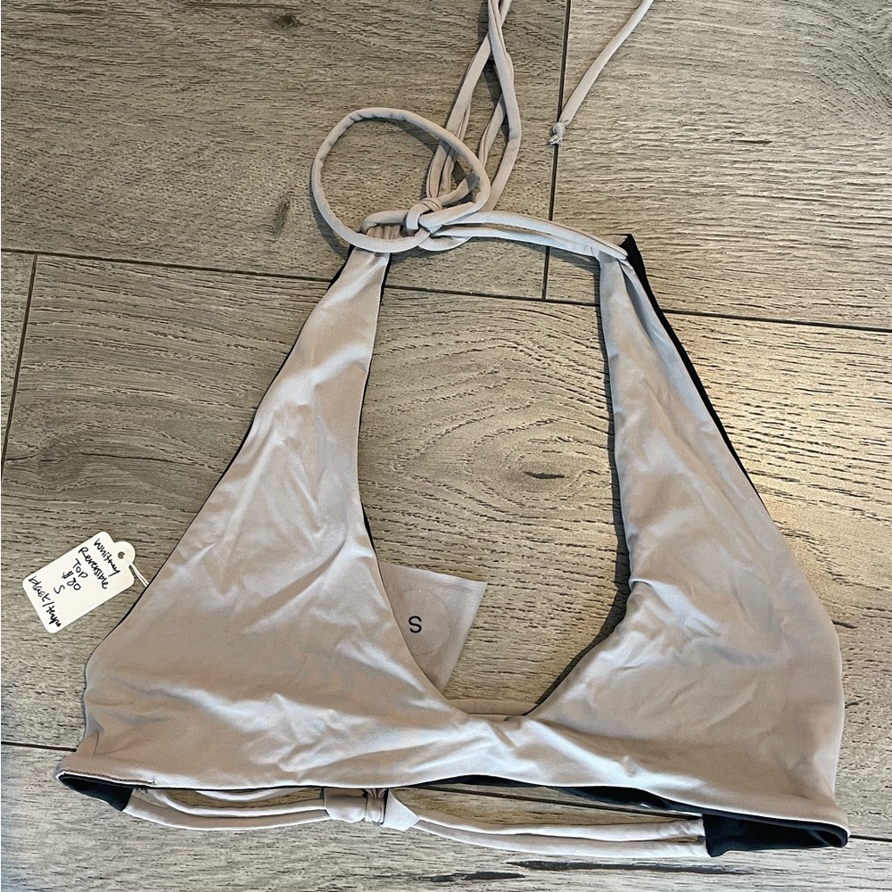 Whitney reversible top color:black/taupe size S